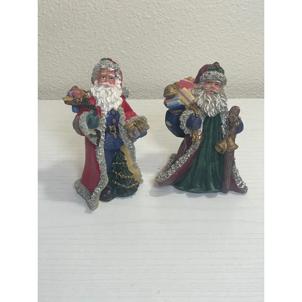 Santa Claus Set of 2 Figurines Christmas Holiday Decor Festive Gift‎ Bearer